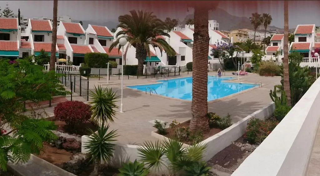 Hostel 33 0*, Costa Adeje (Tenerife) España
