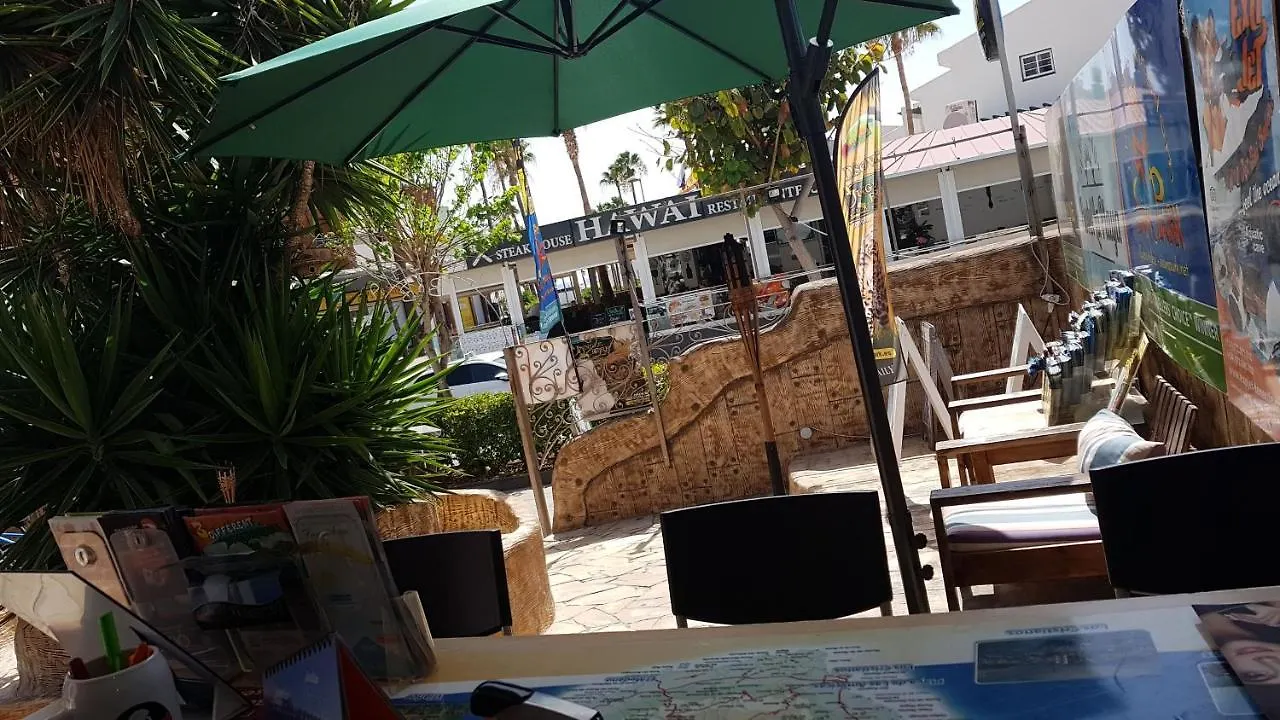 Hostel 33  Costa Adeje (Tenerife)